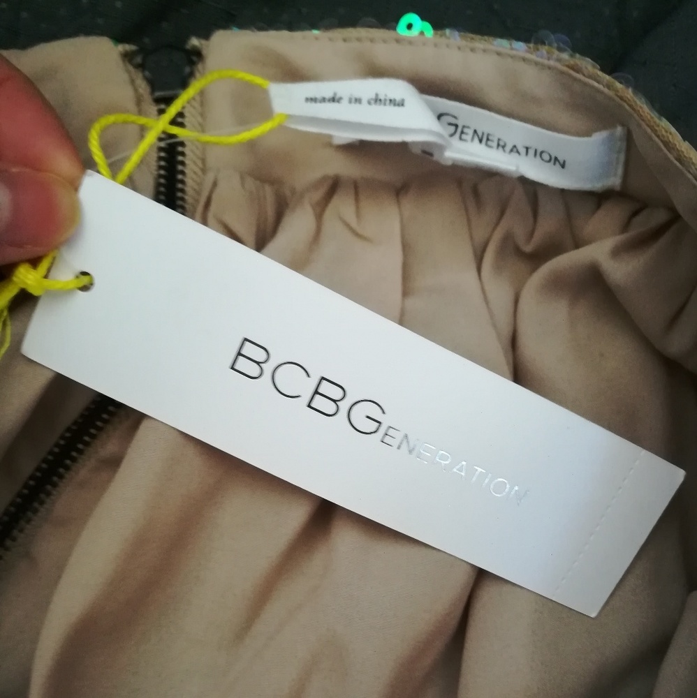 BCBG Nude Sequin Skirt - Picture 4 of 6